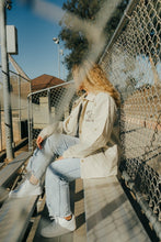 Load image into Gallery viewer, Classic Khaki Windbreaker